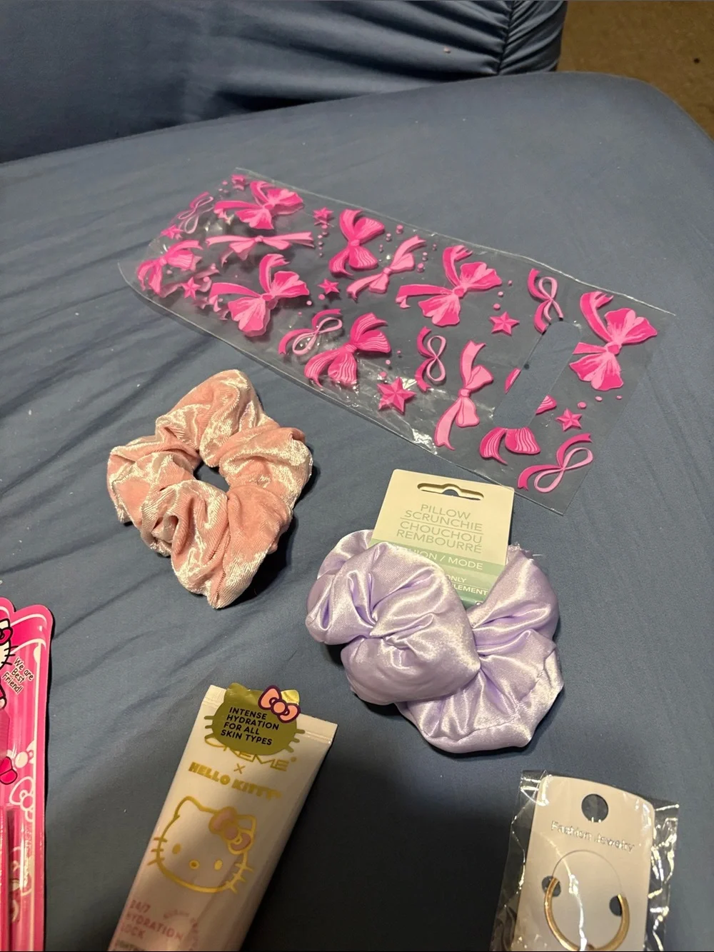 Hello Kitty Pink Kids Art & Hair Accessory Gift Set